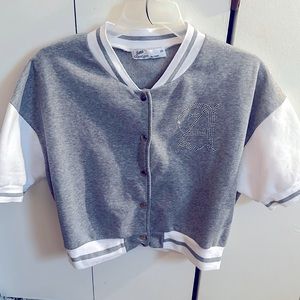 Grey bomber jacket with short sleeves